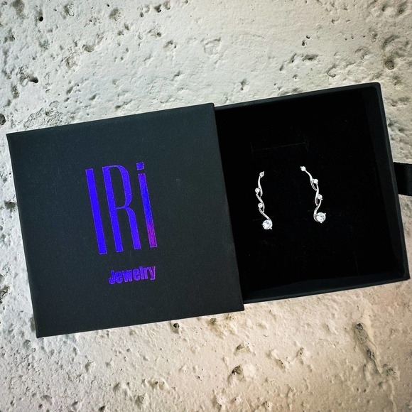 Infinity ear climbers with CZ diamonds - Sterling Silver 925 - Picture 4 of 5